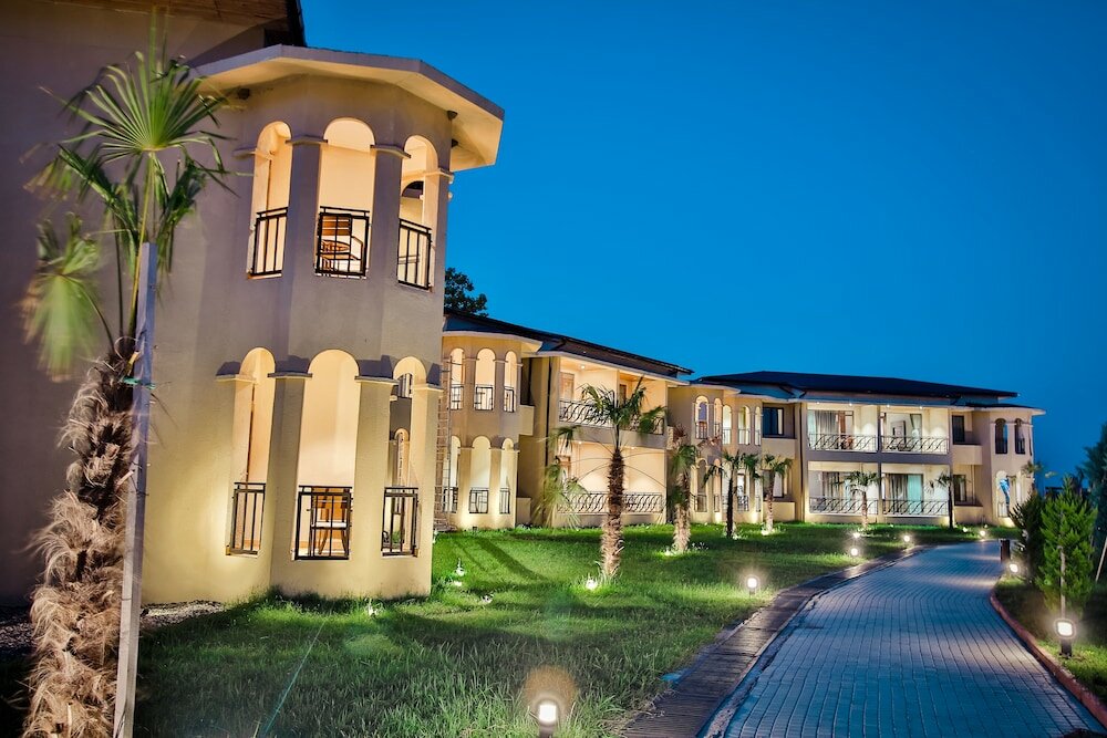 Фото Pratap's Signature Hotel-Resort&Spa