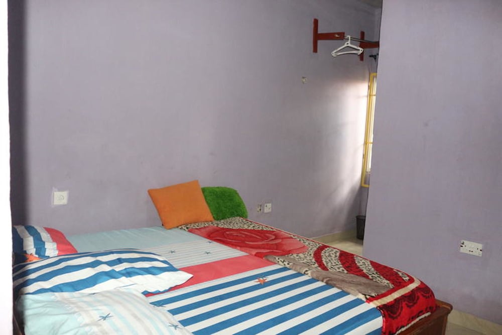 Фото JerryCare Hotel