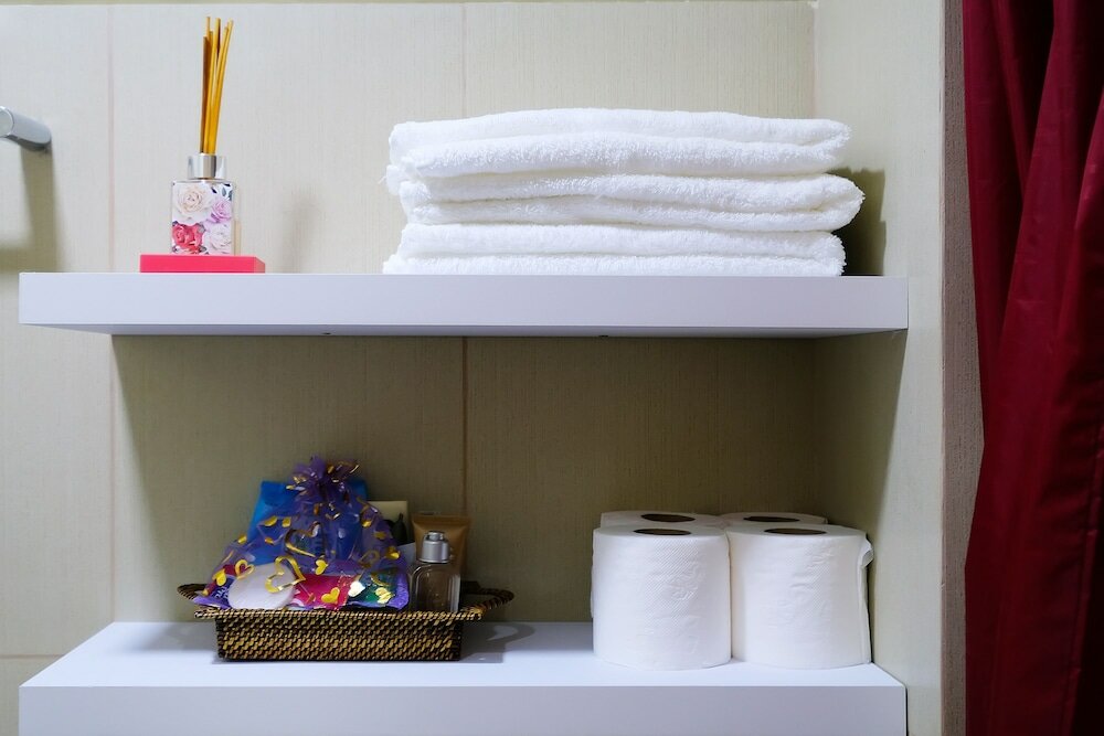 Фото Breeze Residences Roxas Boulevard Manila