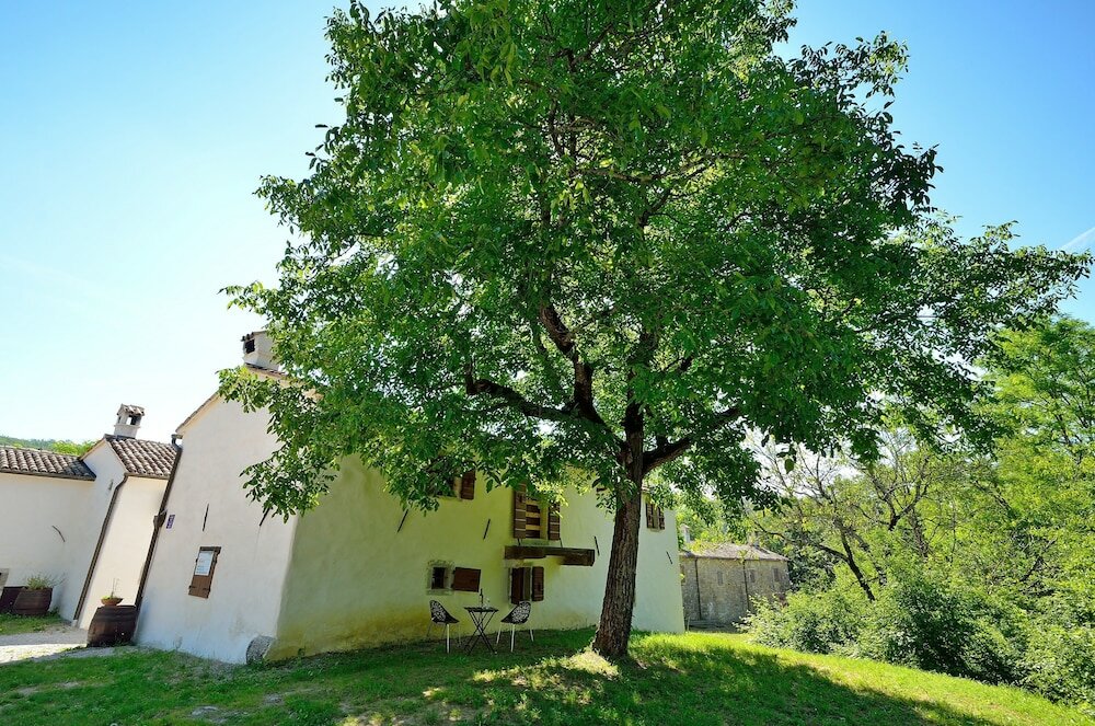 Фото Traditional Stone House