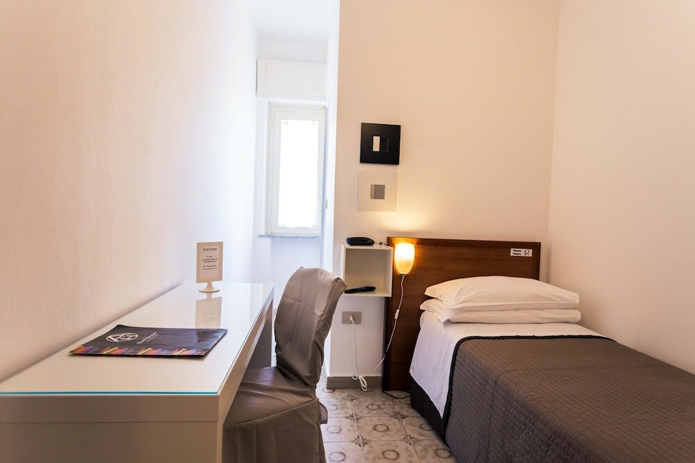 Фото Hotel Antagos