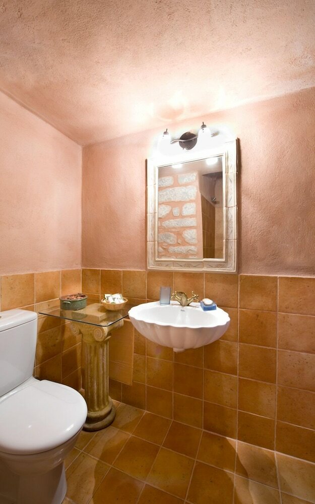 Фото Arapakis Historic Castle