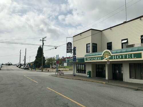 Гостиница The Steveston Cafe & Hotel в Ричмонде