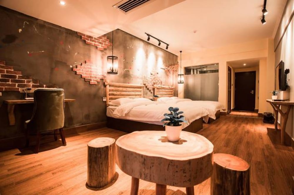 Фото Zhangjiajie Interval Time Travel Inn