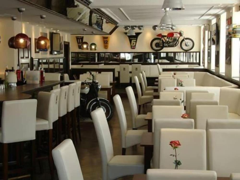 Фото Hotel Zum Erbprinzen