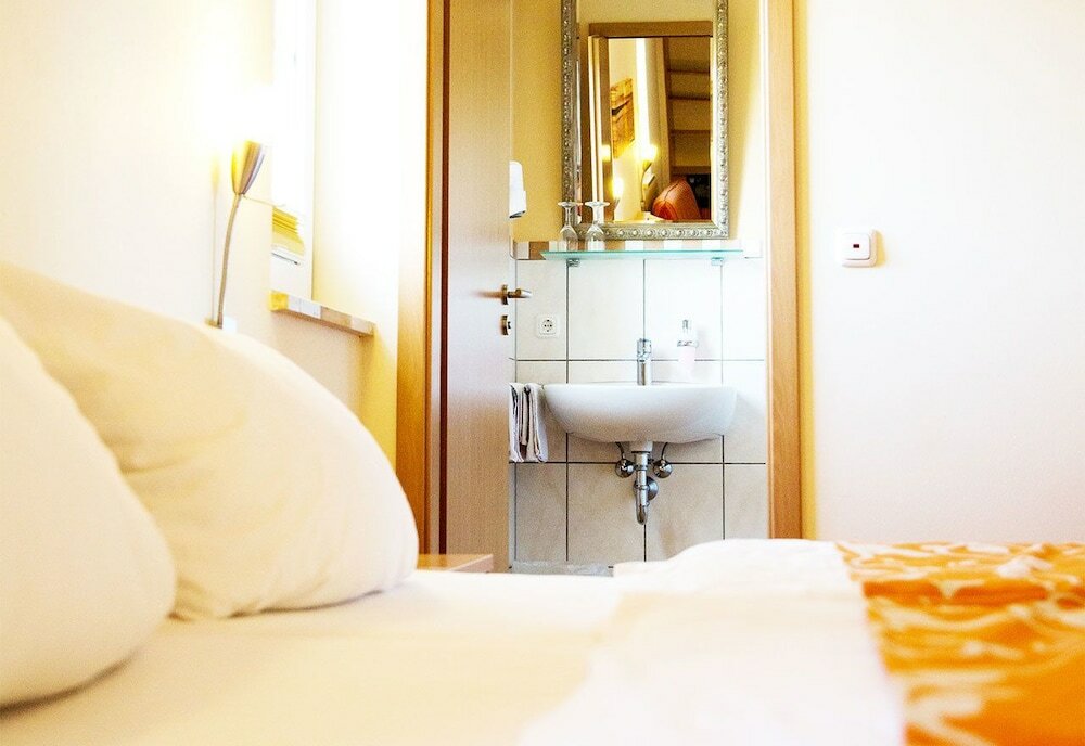 Фото Hotel Villa Toskana