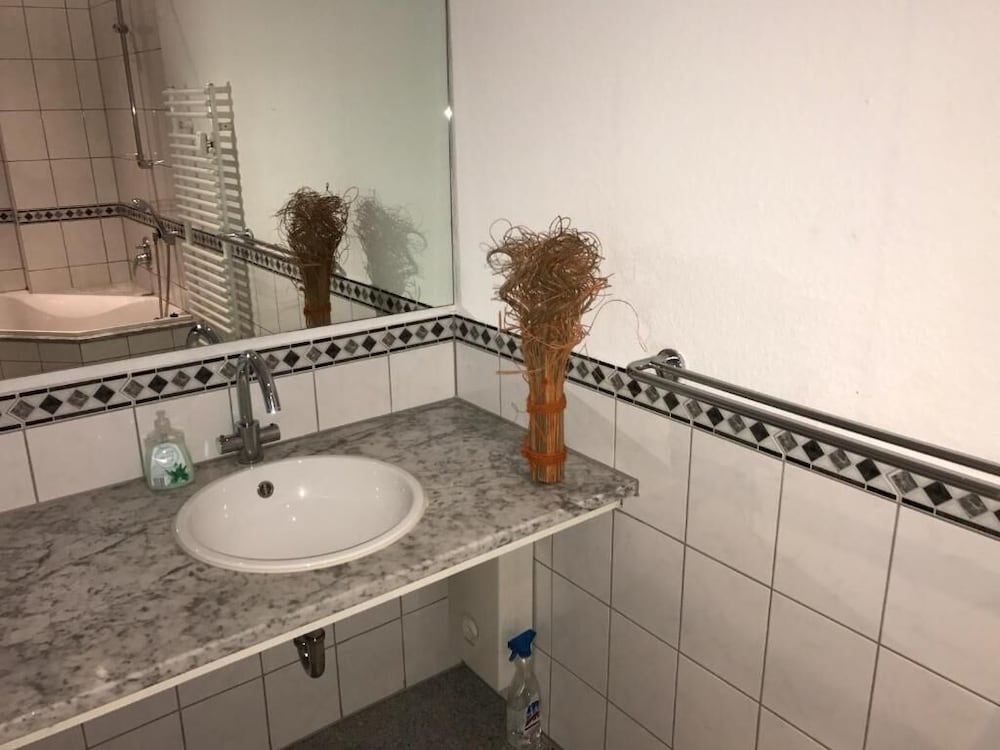 Фото A&s Ferienwohnungen Bonnerstraße 62