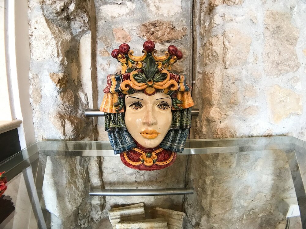 Фото Calarossa beachfront apartment