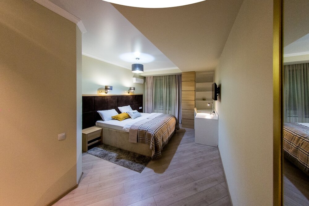 Фото Mon Ami Villa