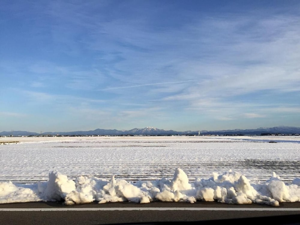 Фото Iwamuro Slow Hostel