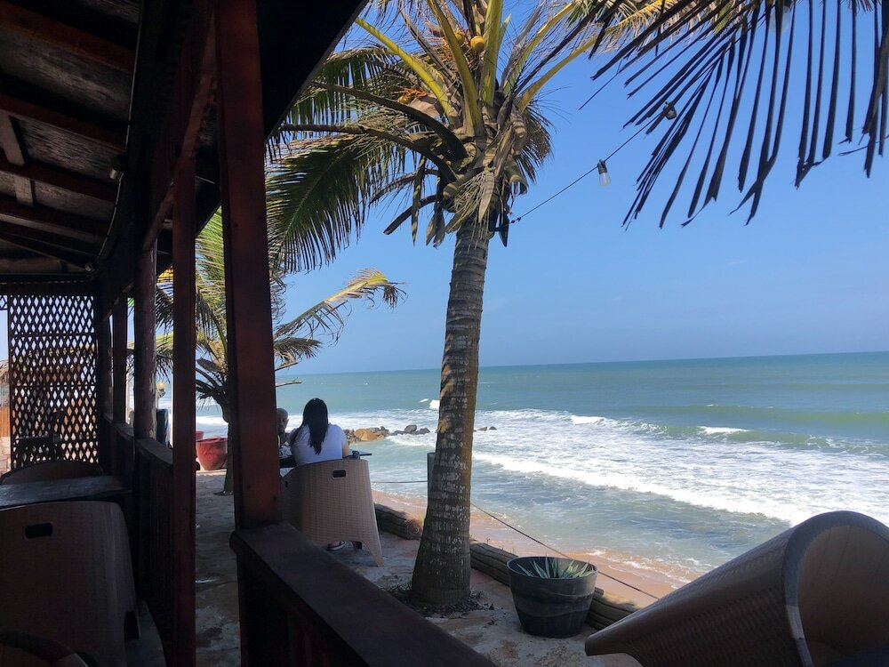 Фото Coconut Pointe Villa & Beach Resort