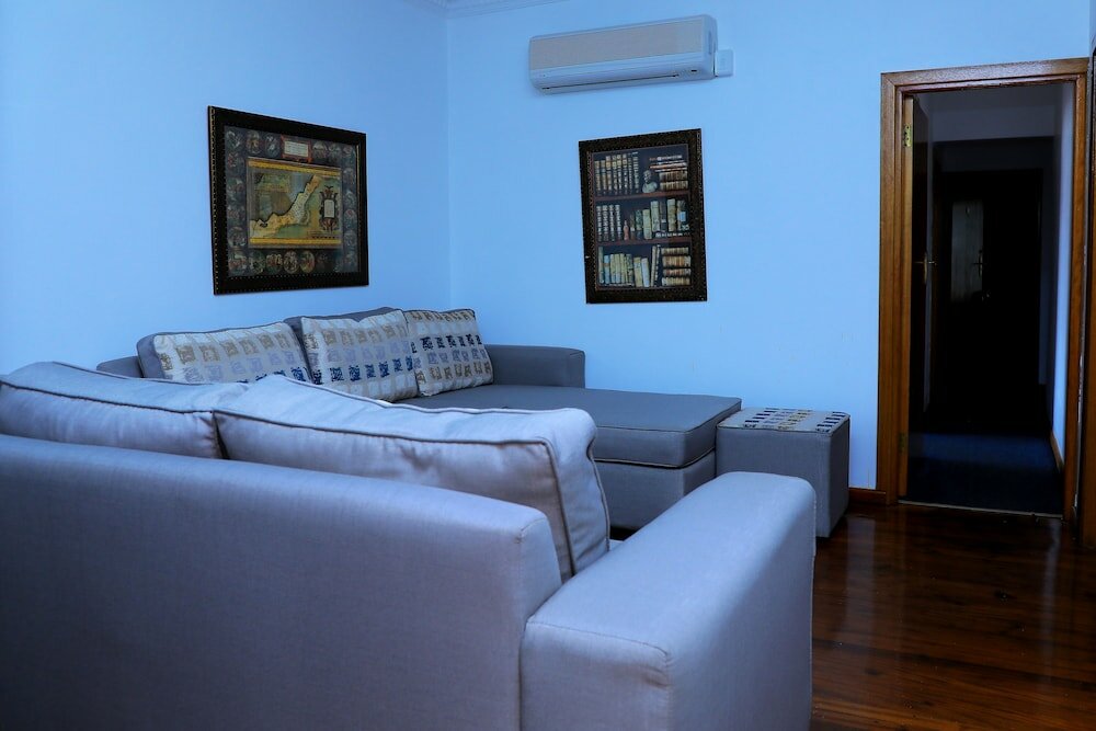 Фото King's Tide Boutique Hotel