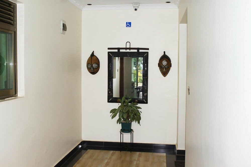 Фото Ecoair Apartment Hotel