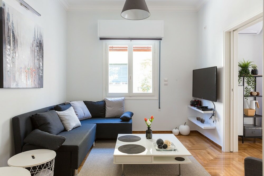 Фото Newly Renovated Stylish Urban Flat