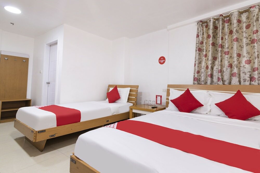 Фото Oyo 416 Lucky Hotel