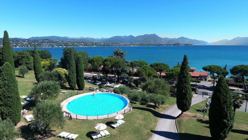 Фото Desenzano Boutique Resort