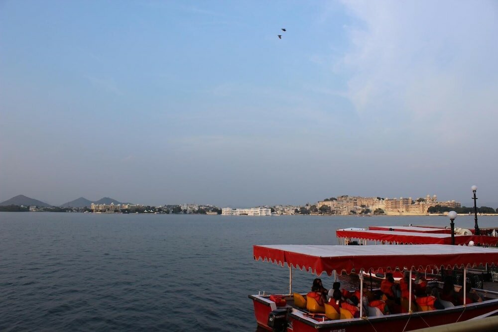 Фото Hotel Raj Niwas