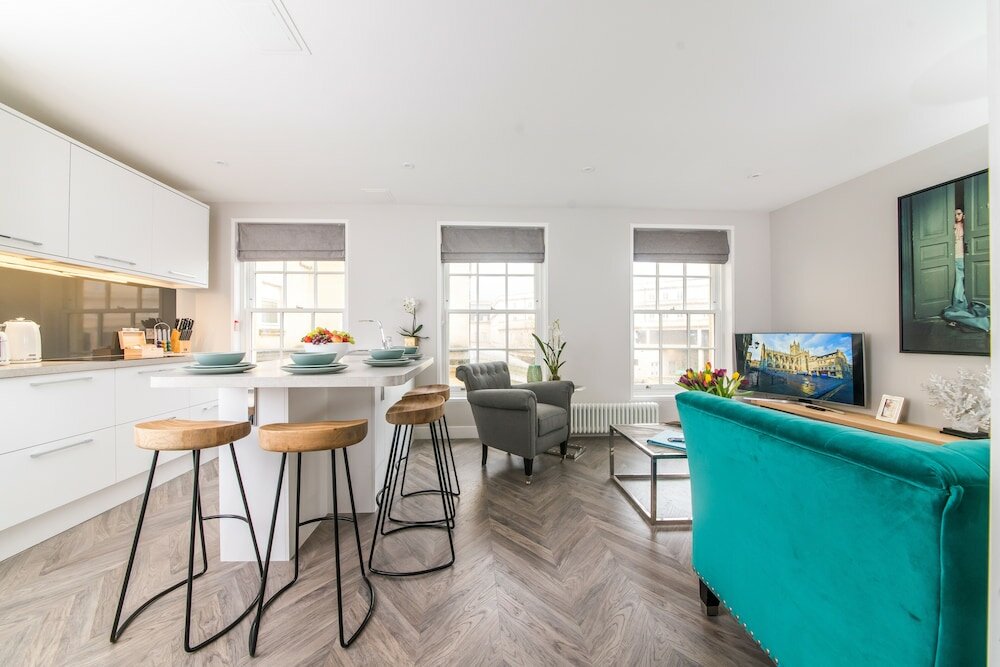 Фото The Halcyon Apartments Henry Street