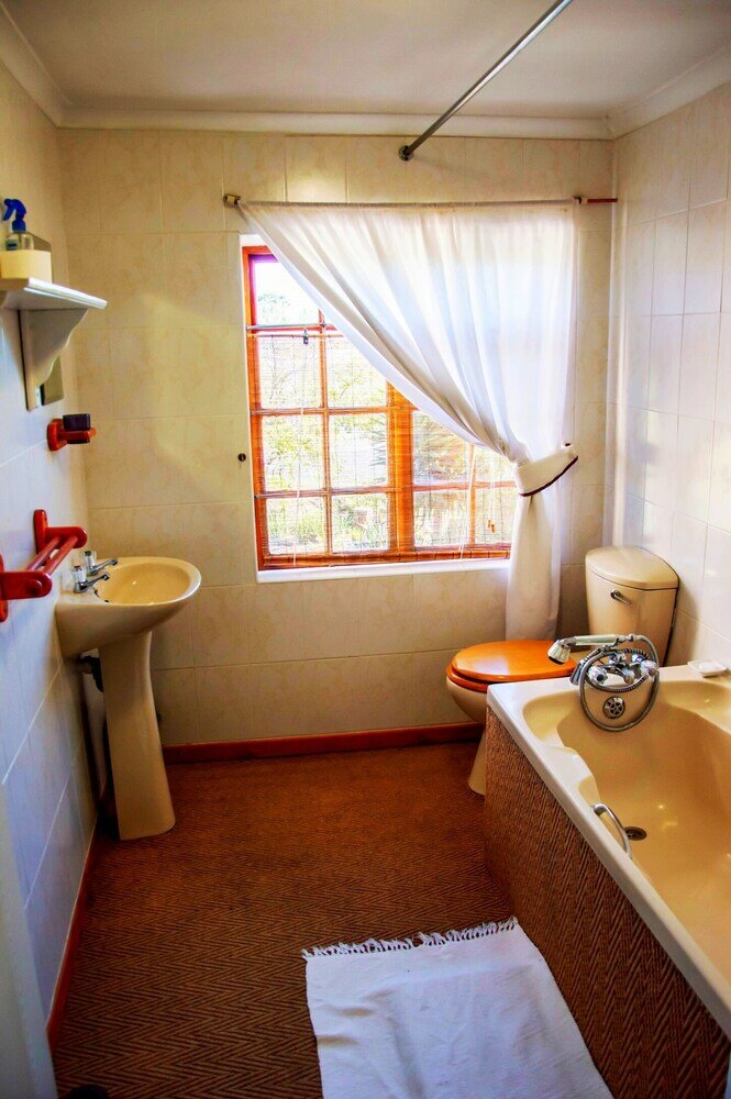 Фото Deo Gratia Guest House