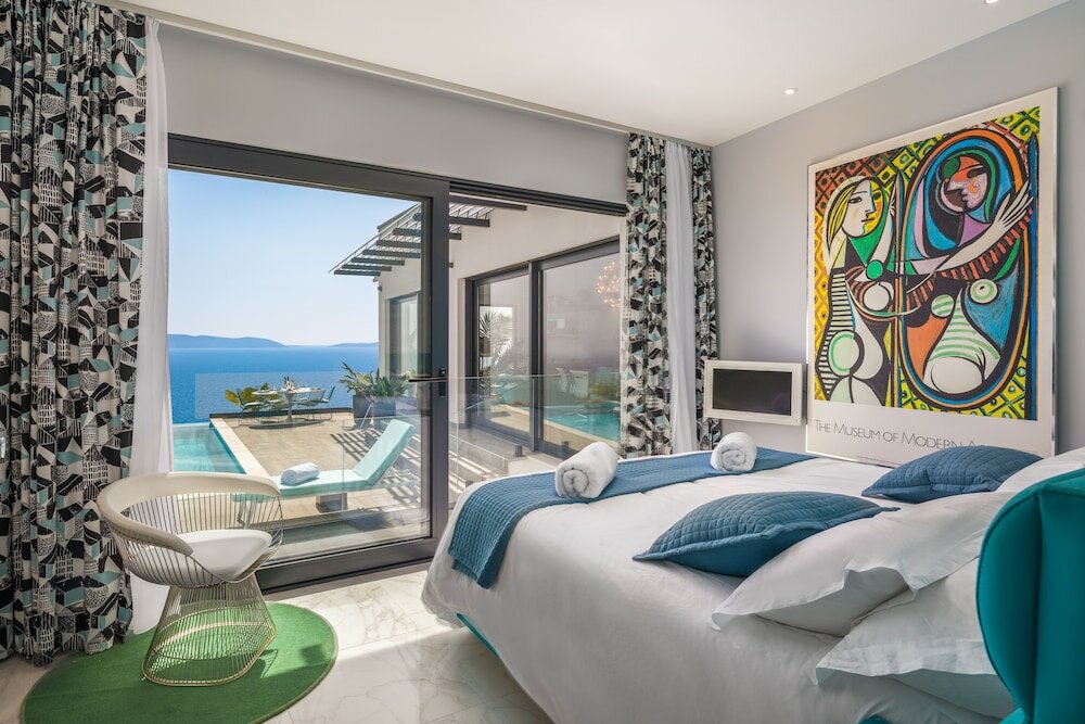 Фото Luxury Villa Riva with Infinity Pool