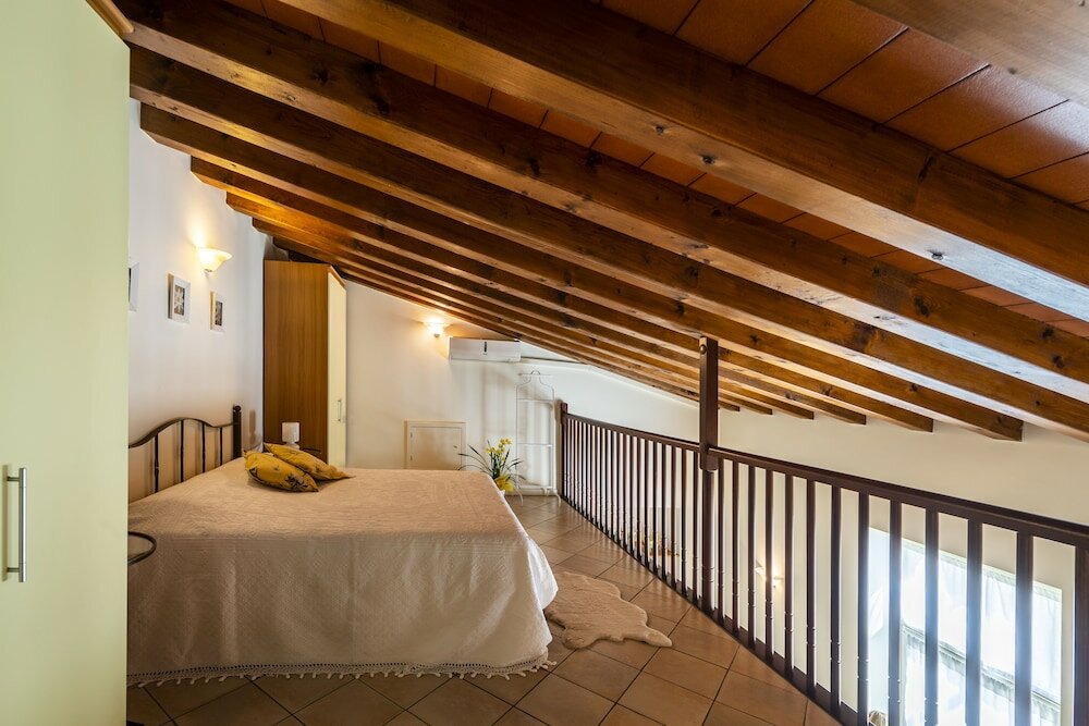 Фото Flowers Apartments