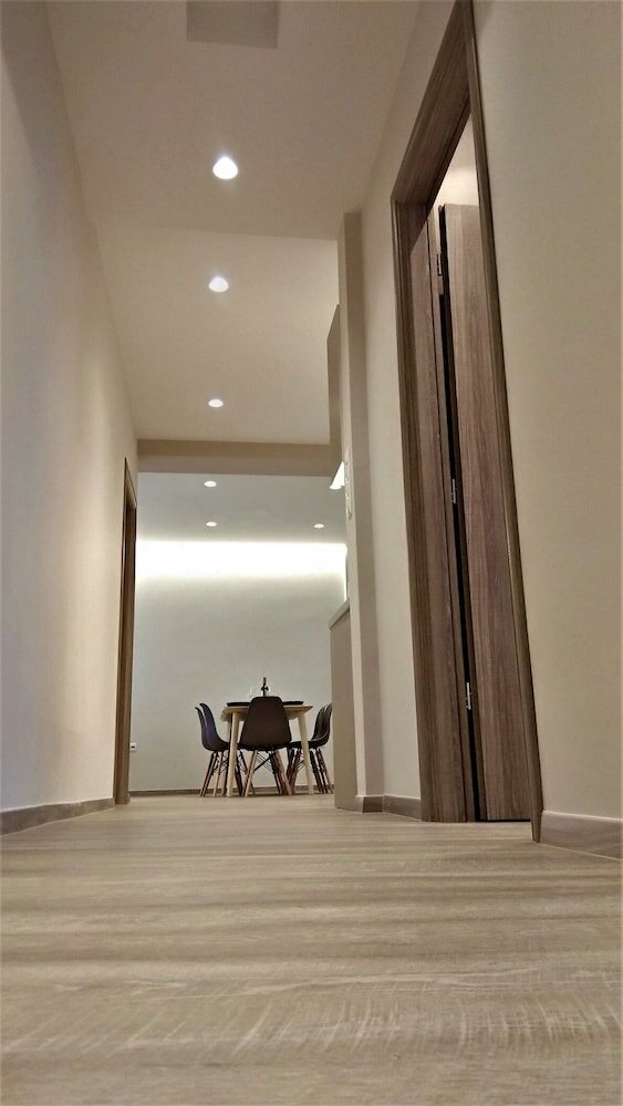 Фото More Athens Apartment