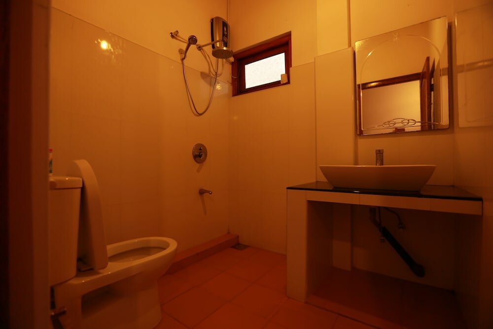 Фото Tea Garden Holiday Inn