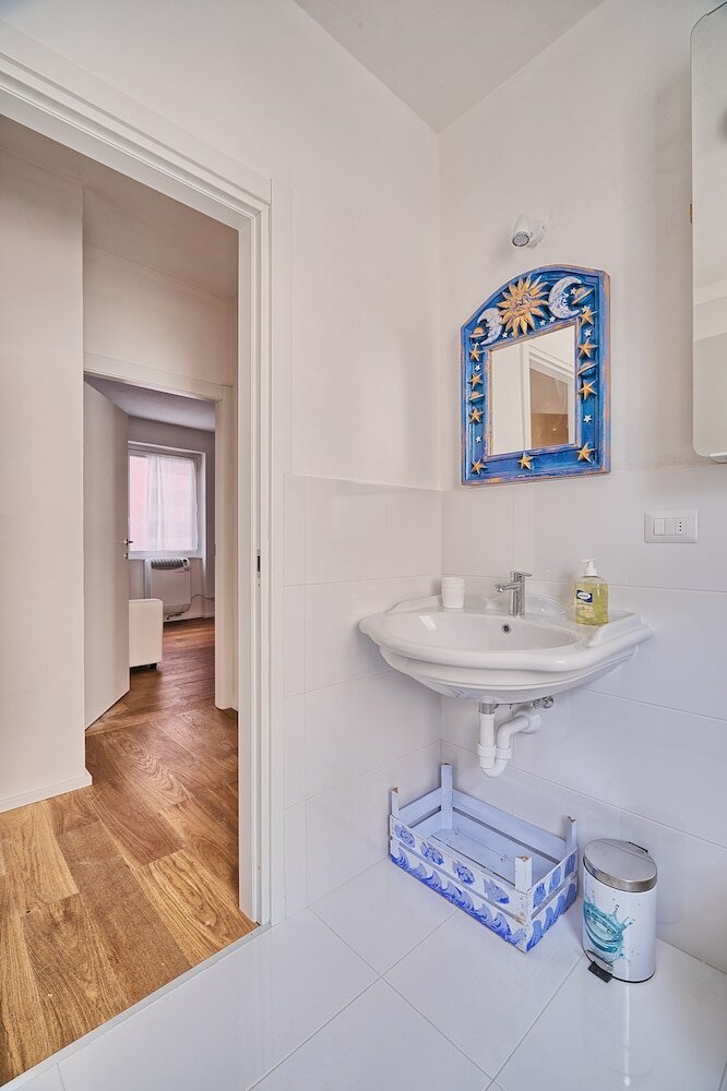 Фото Marina Apartments