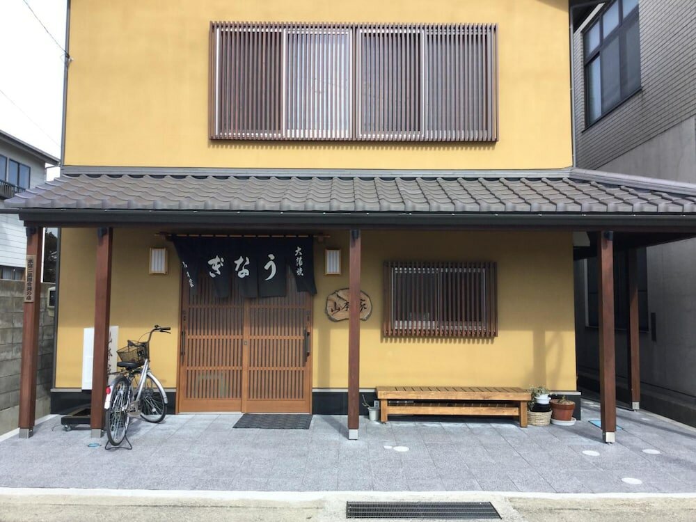 Фото Hotel Four C's