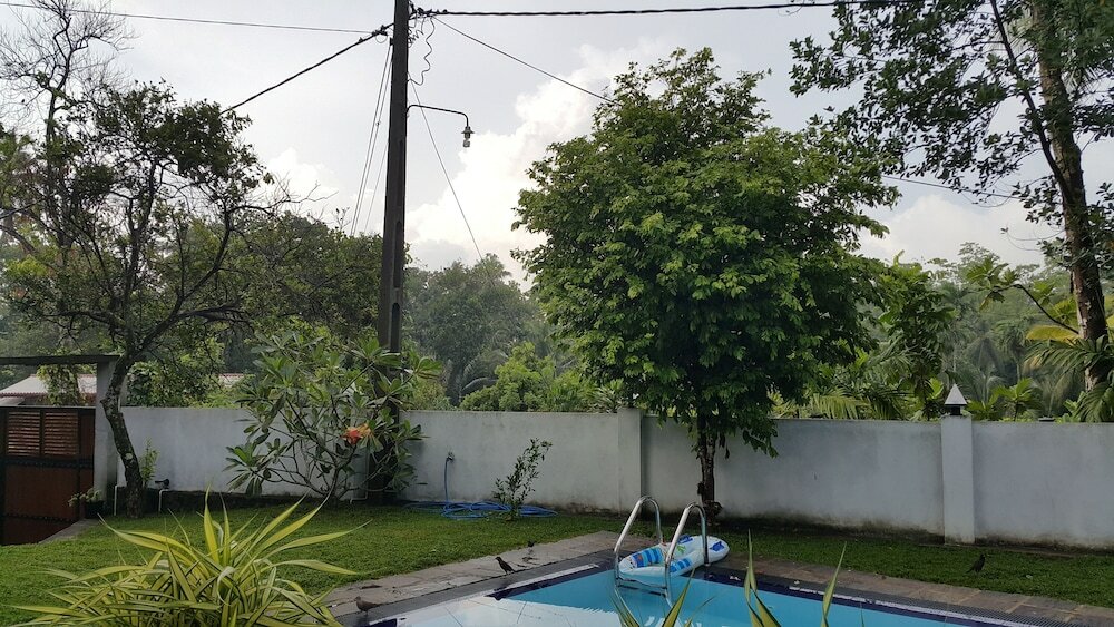 Фото Villa Blue Water Hikkaduwa