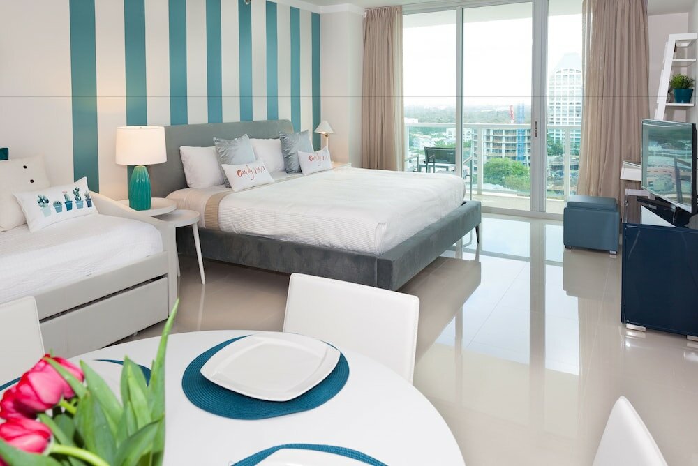 Фото Miami Vacation Rentals - Coconut Grove