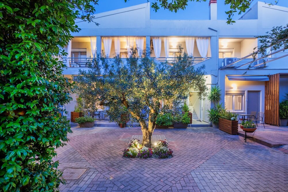 Фото Armyra Studios