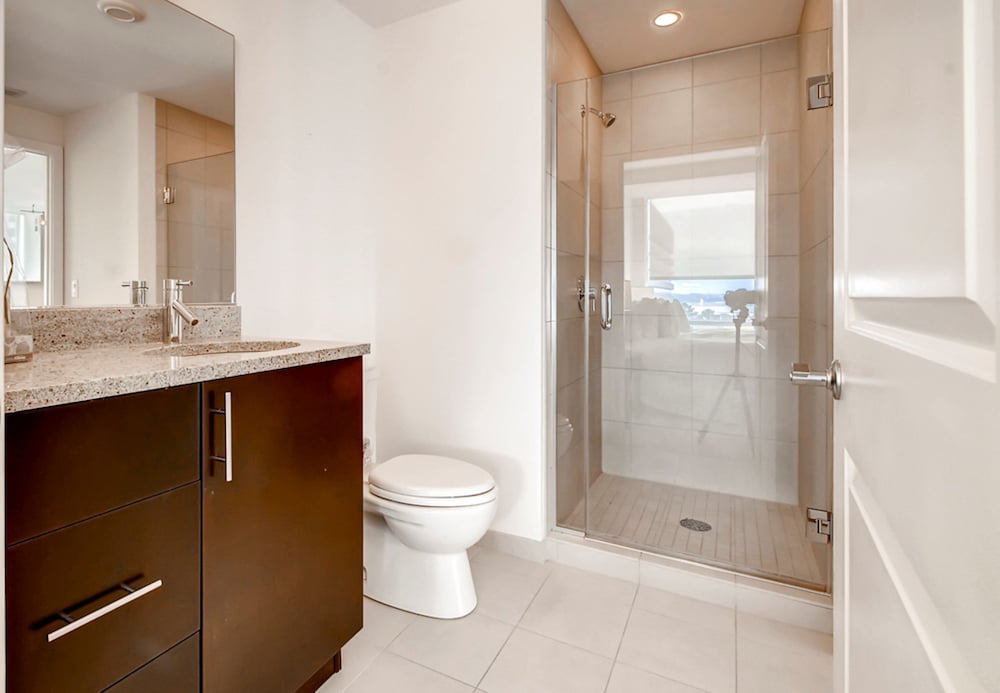 Фото Bluebird Suites near National Airport