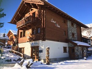 Chalet Nada (Lombardy, Sondrio, Livigno, Via Vinecc), hotel
