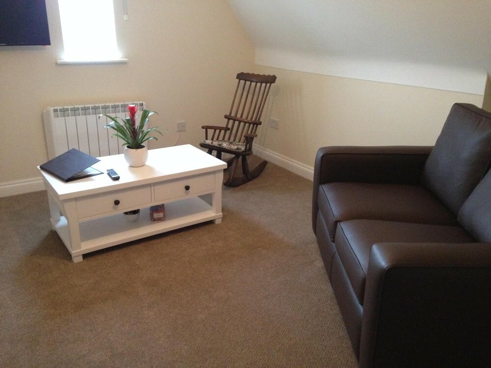 Фото Whitethorn Bed and Breakfast