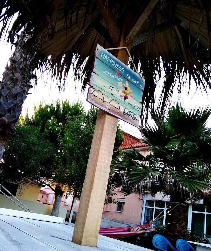 Фото Sarantakis Apartments