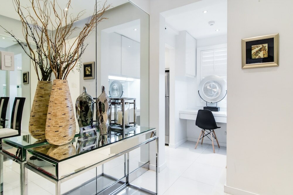 Фото Alcoves Greenbelt Park Place Makati