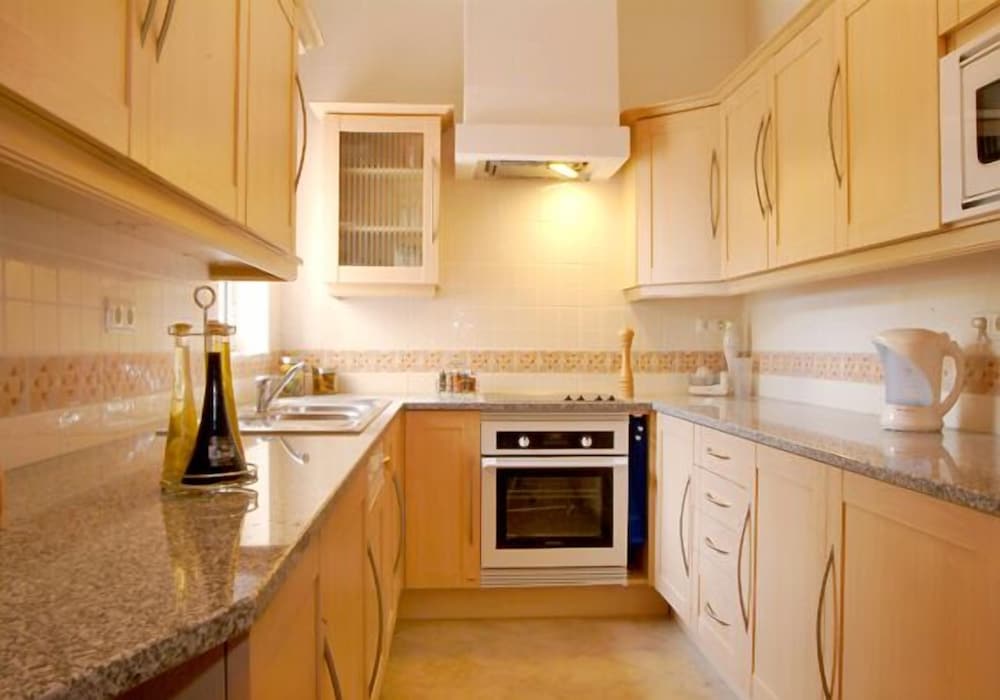 Фото Quinta da Encosta Velha Golf & Leisure Village