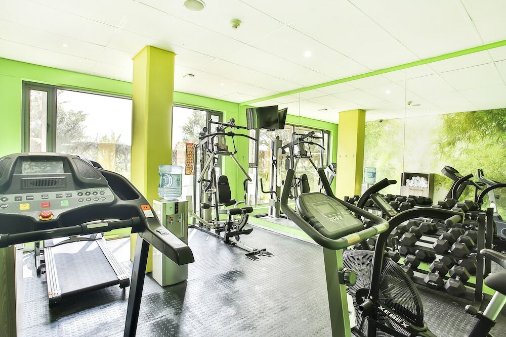 Фото Holiday Inn Express Sandton Woodmead, an Ihg Hotel