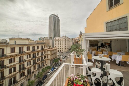 Внешний вид отеля Hotel Airone в Неаполе, фото 2