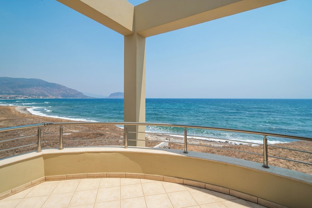 Фото Aggeliki House by The Sea