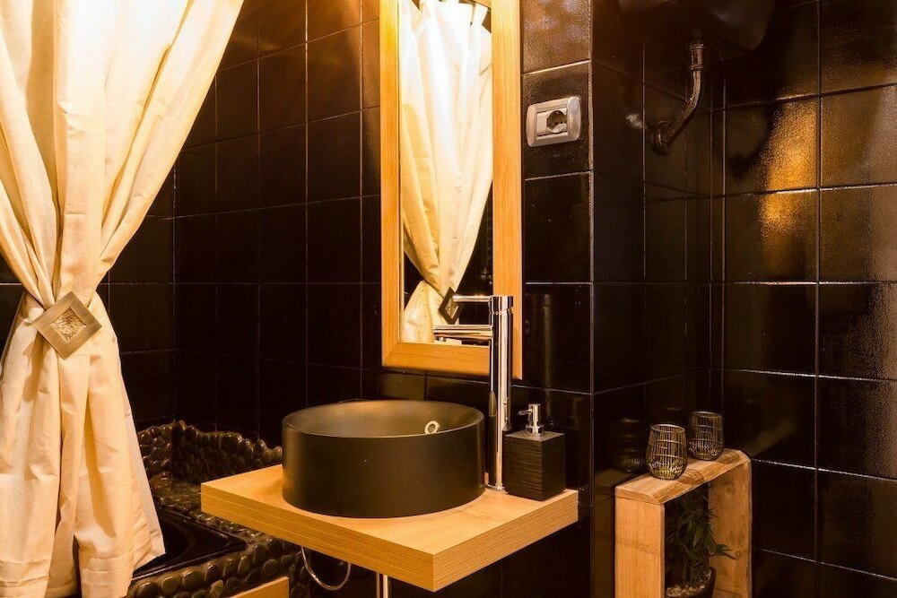 Фото Pantheon Luxury Gold Apartment