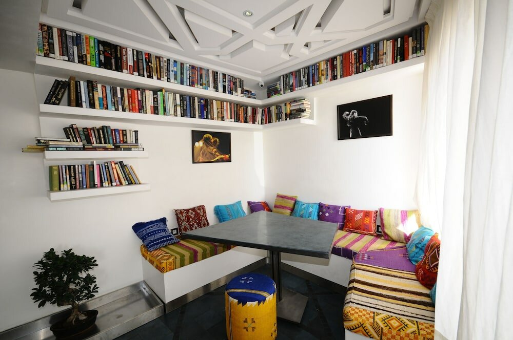 Фото Amani Hotel Suites & SPA