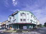 Oyo 90516 Hotel Night Queen salak Tinggi