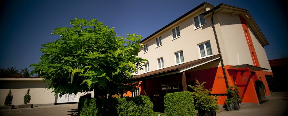 Фото Ahotel Hotel Ljubljana