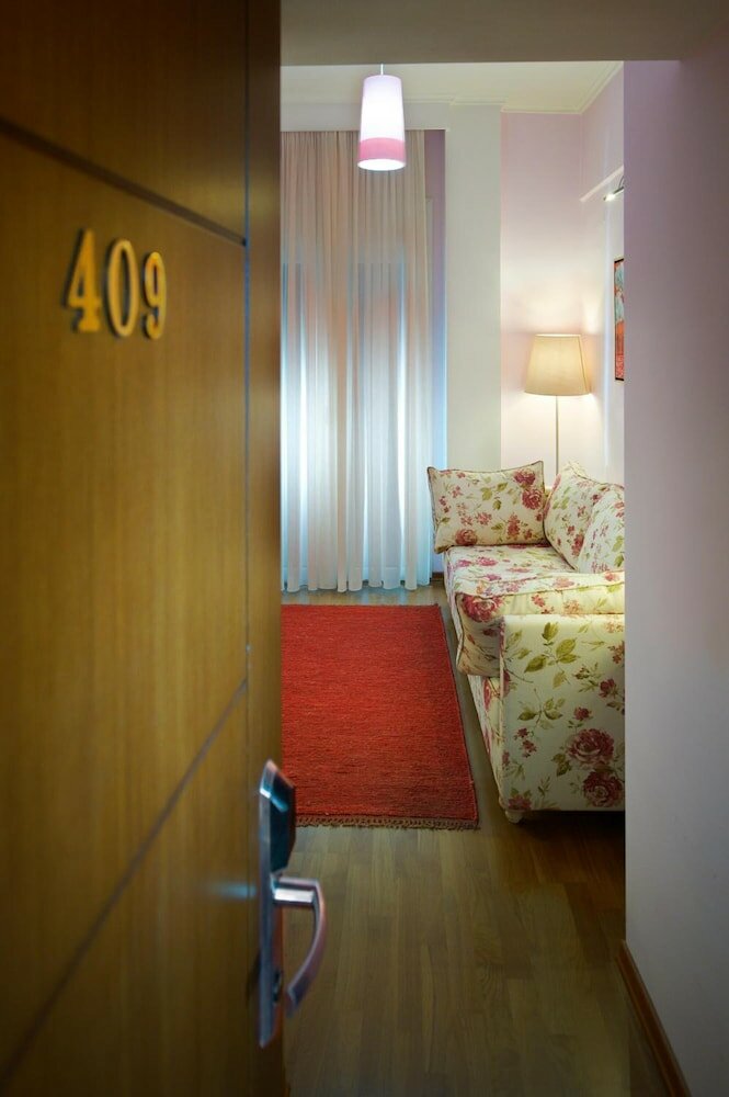 Фото Pefka Hotel