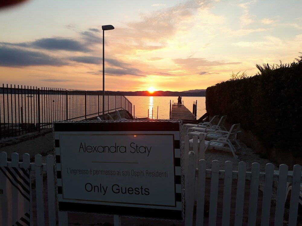 Фото Alexandra Stay Residence