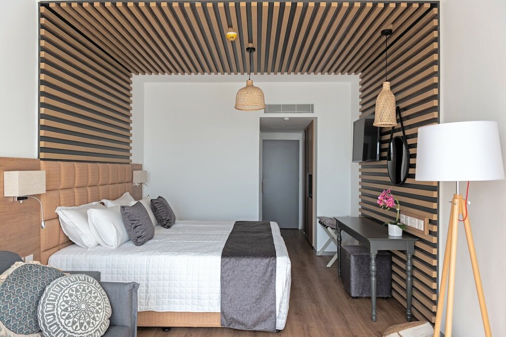 Фото Pierre Anne Beach Hotel