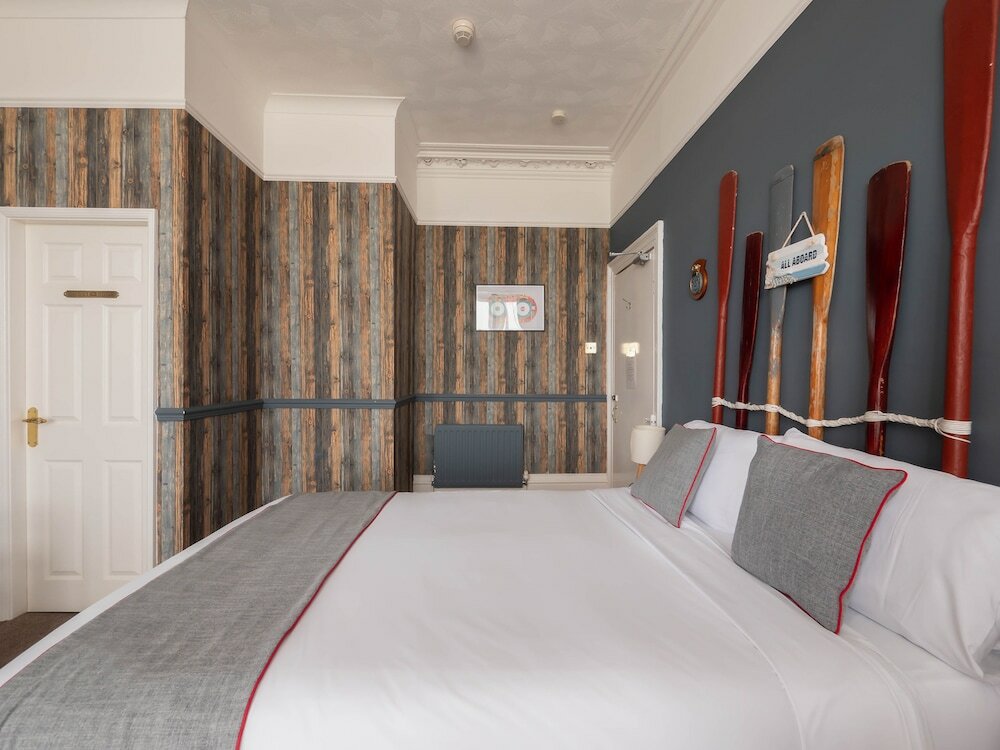 Фото Oyo Pier Hotel Rhyl