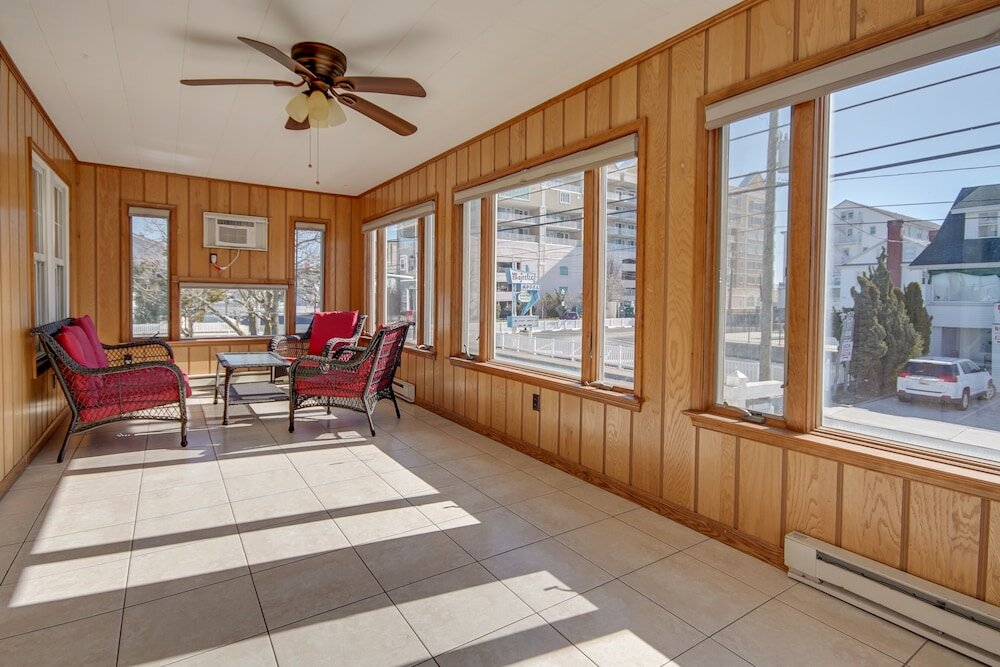 Фото Majestic Hotel & Apartments